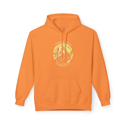 Truth liberates, red pill - Hoodie